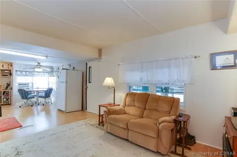 826 Carlton Rd, Wake, VA 23176 photo 3