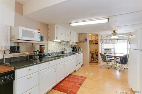 826 Carlton Rd, Wake, VA 23176 photo 7