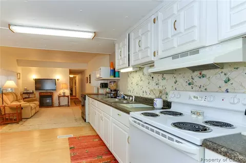 826 Carlton Rd, Wake, VA 23176 photo 10