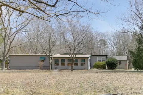 826 Carlton Rd, Wake, VA 23176 photo 2