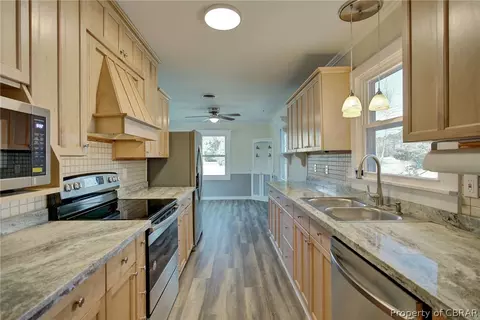 677 General Puller Hwy, Saluda, VA 23149 photo 15
