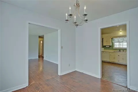 6365 Meadow Dr, Gloucester, VA 23061 photo 6