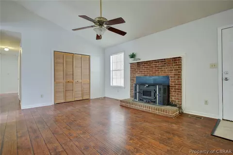 6365 Meadow Dr, Gloucester, VA 23061 photo 10