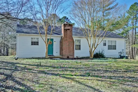 6365 Meadow Dr, Gloucester, VA 23061 photo 18