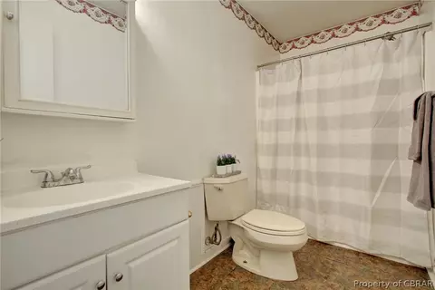 6365 Meadow Dr, Gloucester, VA 23061 photo 17