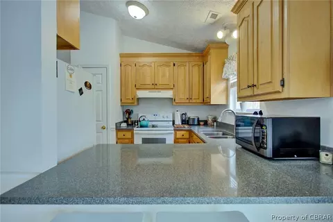 9899 Figg Shop Rd, Gloucester, VA 23061 photo 9