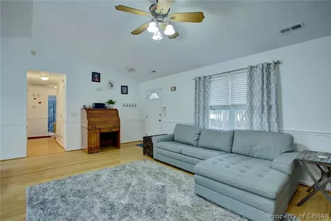 9899 Figg Shop Rd, Gloucester, VA 23061 photo 12