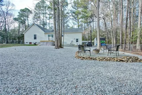 9899 Figg Shop Rd, Gloucester, VA 23061 photo 27