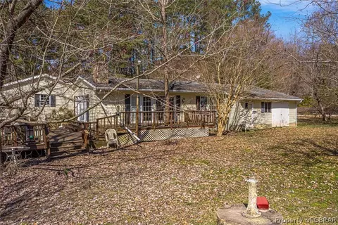 181 Rose Dr, Weems, VA 22576 photo 21
