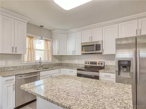 41 Londonshire Ter, Hampton, VA 23666 photo 11