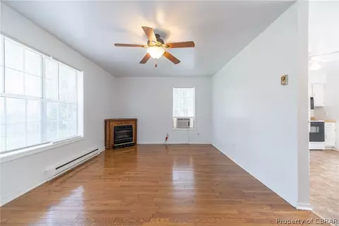 9221 Davenport Rd, Gloucester, VA 23061 photo 10