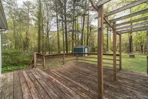 9221 Davenport Rd, Gloucester, VA 23061 photo 5