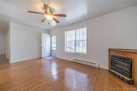 9221 Davenport Rd, Gloucester, VA 23061 photo 11