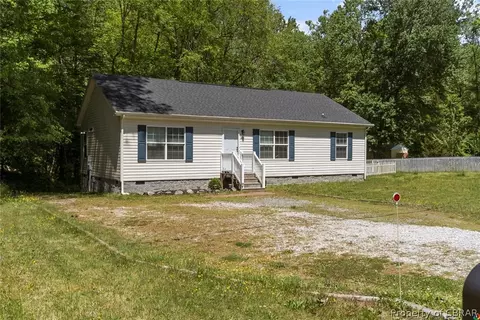 7684 Roaring Springs Rd, Gloucester, VA 23061 photo 3