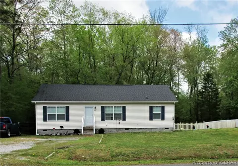 7684 Roaring Springs Rd, Gloucester, VA 23061 photo 2