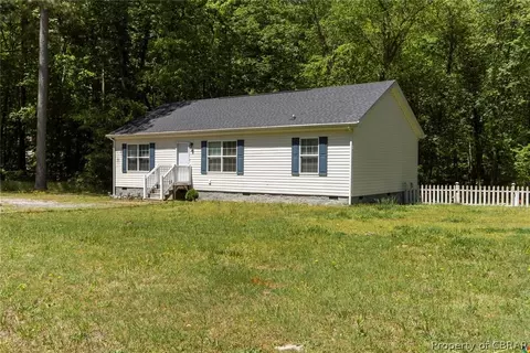 7684 Roaring Springs Rd, Gloucester, VA 23061 photo 4