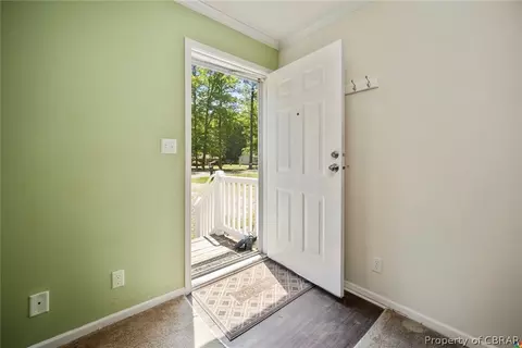 7684 Roaring Springs Rd, Gloucester, VA 23061 photo 6