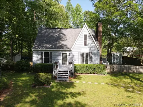 6349 Corbin Ct, Gloucester, VA 23061 photo 4