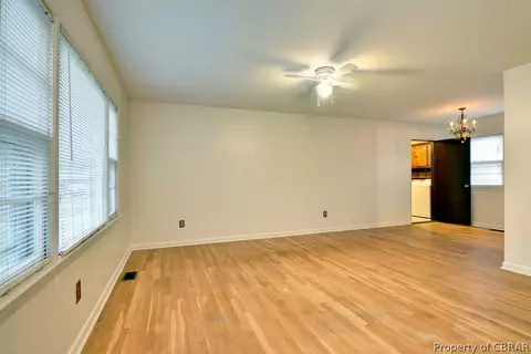 205 Prince James Dr, Hampton, VA 23669 photo 3
