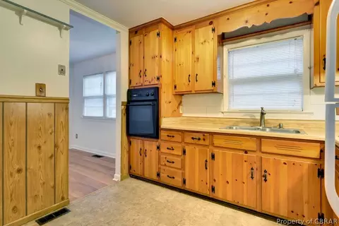205 Prince James Dr, Hampton, VA 23669 photo 5