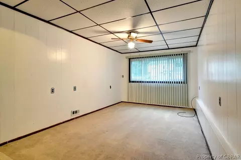 205 Prince James Dr, Hampton, VA 23669 photo 9