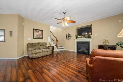 2004 Merrick Dr, Hayes, VA 23072 photo 17