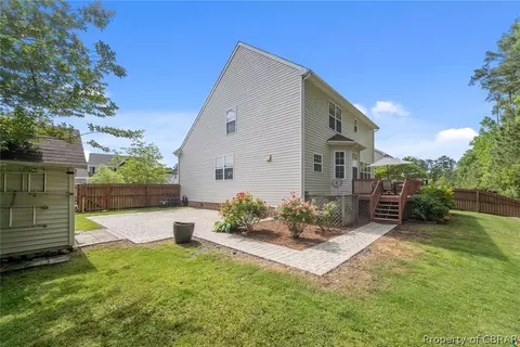2004 Merrick Dr, Hayes, VA 23072 photo 4