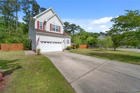 2004 Merrick Dr, Hayes, VA 23072 photo 5