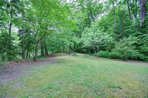 7181 Wilson Cir, Gloucester, VA 23061 photo 15