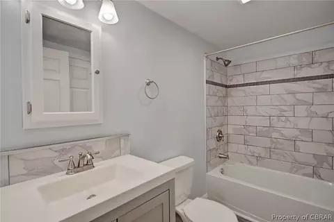 7181 Wilson Cir, Gloucester, VA 23061 photo 13