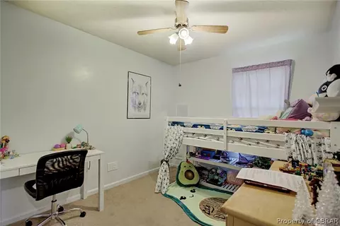 8090 Kitchener Dr, Gloucester, VA 23061 photo 13