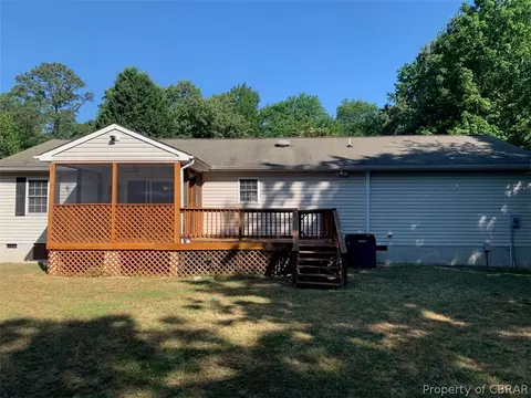 12441 Pine Trl, Gloucester, VA 23061 photo 2