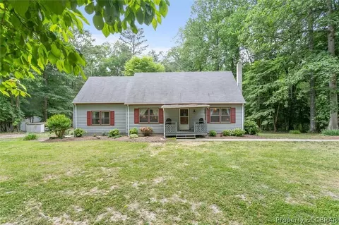 5698 Clay Bank Rd, Gloucester, VA 23061 photo 1
