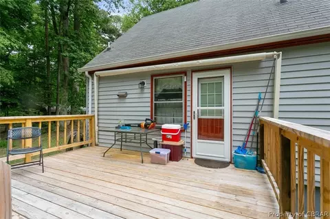 5698 Clay Bank Rd, Gloucester, VA 23061 photo 20