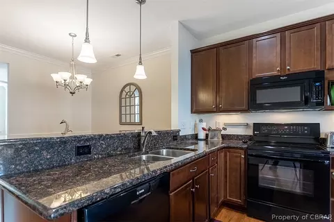 241 Quarterpath Rd, Williamsburg, VA 23185 photo 10