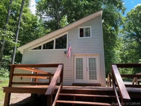 3718 Sycamore Ln, Gloucester, VA 23061 photo 1