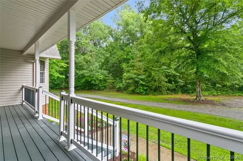 6652 Mary Sutton Ln, Gloucester, VA 23061 photo 5