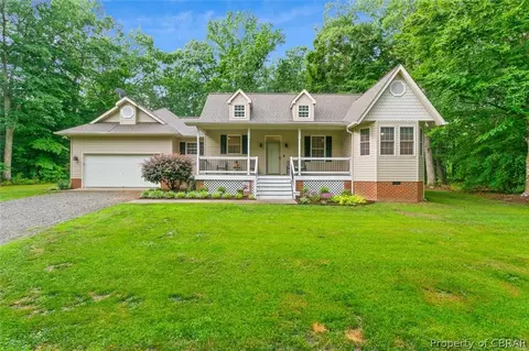 6652 Mary Sutton Ln, Gloucester, VA 23061 photo 1