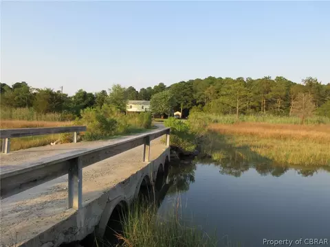 219 Wind Mill Point Rd, Hampton, VA 23664 photo 3
