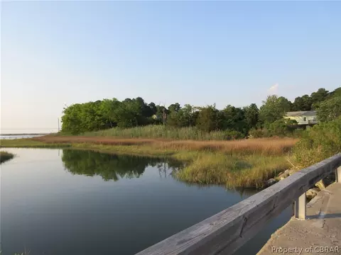 219 Wind Mill Point Rd, Hampton, VA 23664 photo 4
