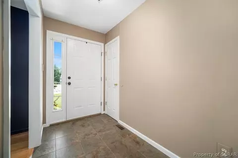 7412 Cox Cir, Gloucester, VA 23061 photo 25