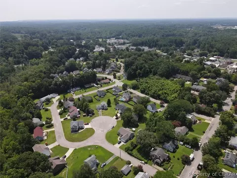 7412 Cox Cir, Gloucester, VA 23061 photo 42