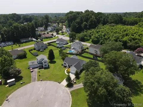7412 Cox Cir, Gloucester, VA 23061 photo 40