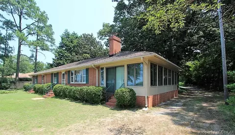 1668 Duke Rd, Gloucester Point, VA 23062 photo 10