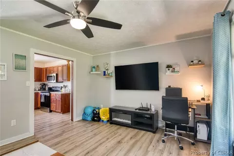 9309 Davenport Rd, Gloucester, VA 23061 photo 6
