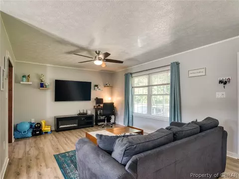9309 Davenport Rd, Gloucester, VA 23061 photo 5