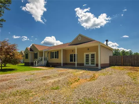9309 Davenport Rd, Gloucester, VA 23061 photo 2
