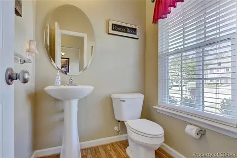 3731 Mariners Dr, Hayes, VA 23072 photo 4