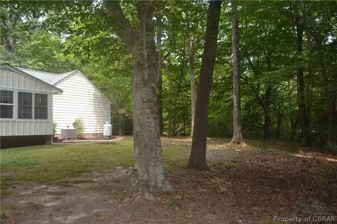 6896 Seawell Ave, Gloucester, VA 23061 photo 38