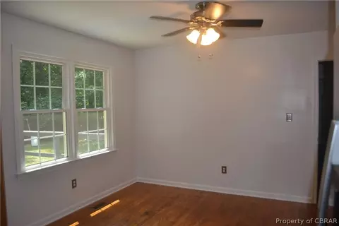 6896 Seawell Ave, Gloucester, VA 23061 photo 12